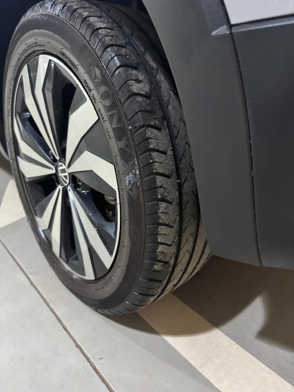 VW - Volkswagen-T-Cross-1.0 200 TSI 12V (Aut) (Flex)