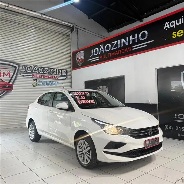 Carro Fiat Cronos 2025 Drive 1.0