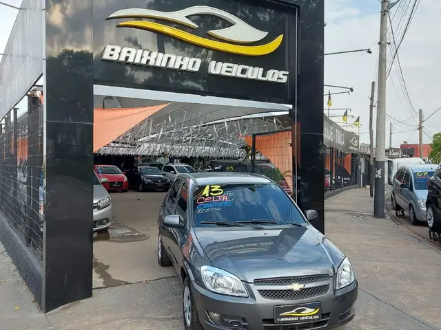 Carro Chevrolet Celta 2013 LT 1.0 (Flex)