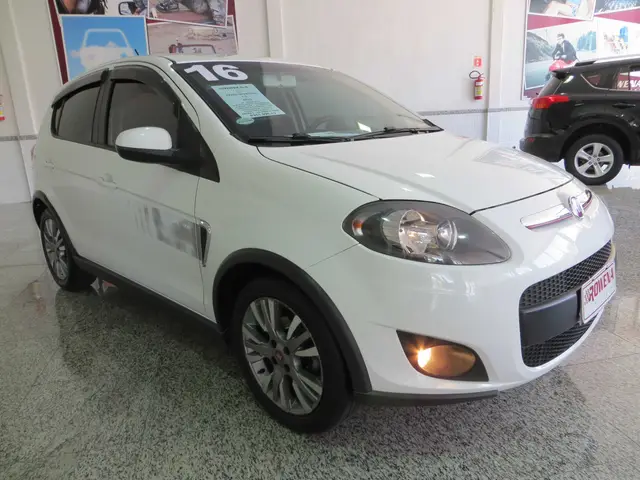 Carro Fiat Palio 2016 Sporting 1.6 16V (Flex)