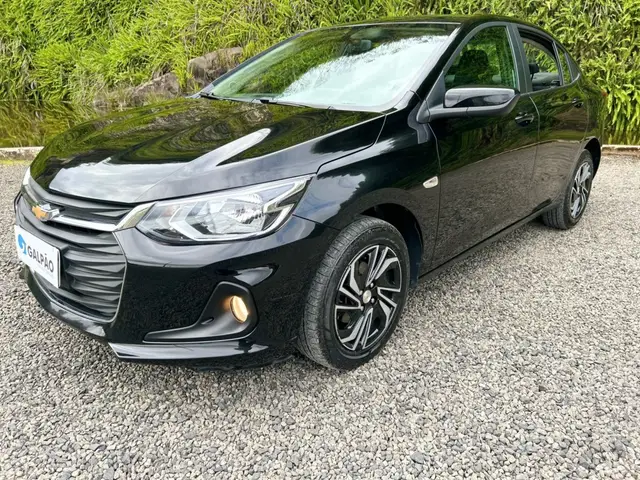 Carro Chevrolet Onix Plus 2024 LT 1.0