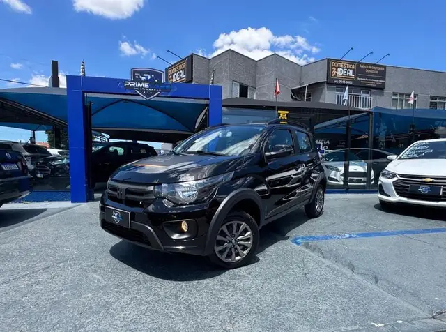 Carro Fiat Mobi 2024 Trekking 1.0