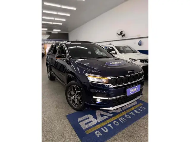 Carro Jeep Commander 2023 Overland 1.3 T270