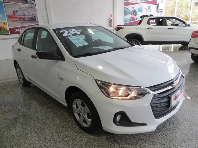 Carro Chevrolet Onix 2024 1.0