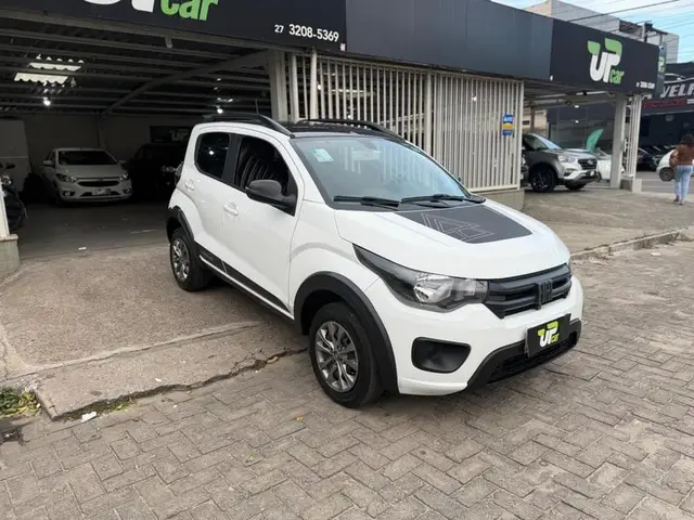 Carro Fiat Mobi 2022 Trekking 1.0 (Flex)