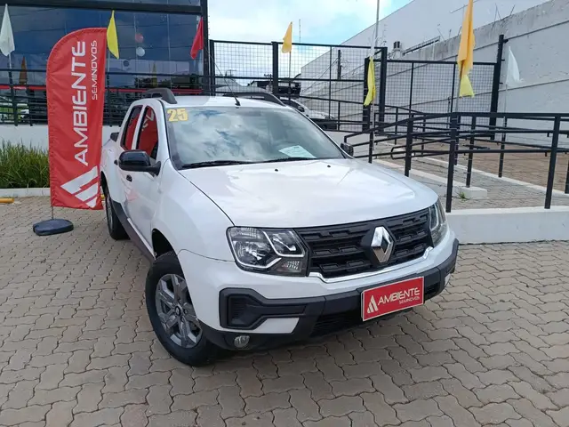 Carro Renault Oroch 2025 Intense 1.6 (Flex)