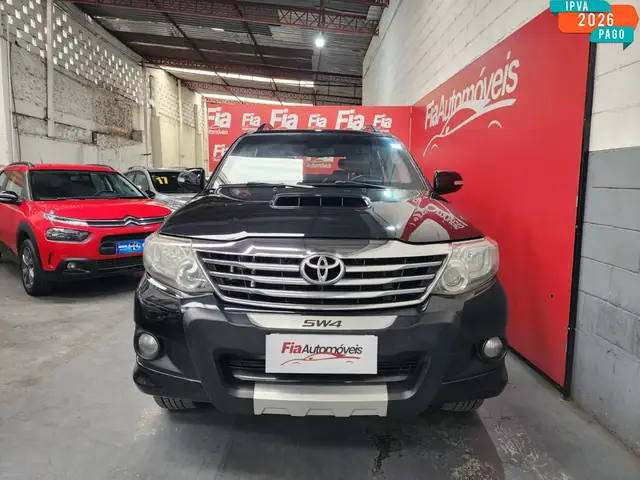 Carro Toyota SW4 2015 Hilux  3.0 TDI 4x4 SRV 7L