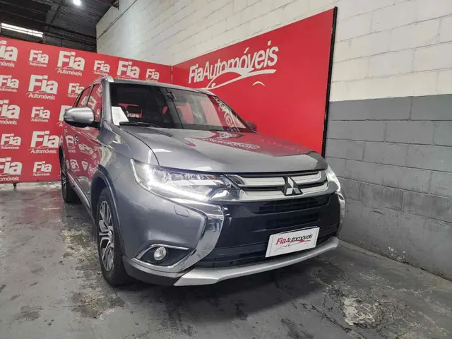 Carro Mitsubishi Outlander 2018 3.0 V6 GT Top 4WD