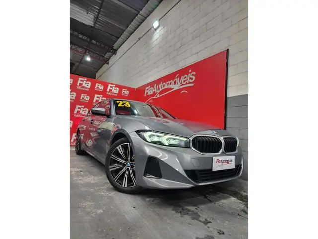 Carro BMW 320i 2023 GP 2.0 Turbo (Aut.)