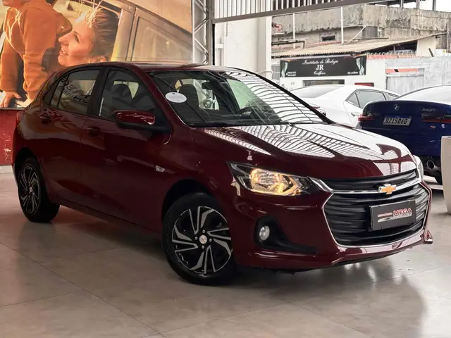Carro Chevrolet Onix Plus 2024 LT 1.0
