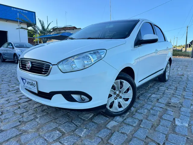 Carro Fiat Grand Siena 2017 Evo Attractive 1.4 8V (Flex)