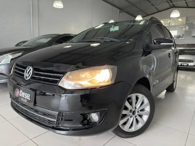 Carro Volkswagen SpaceFox 2012 1.6 8V Trend (Flex)