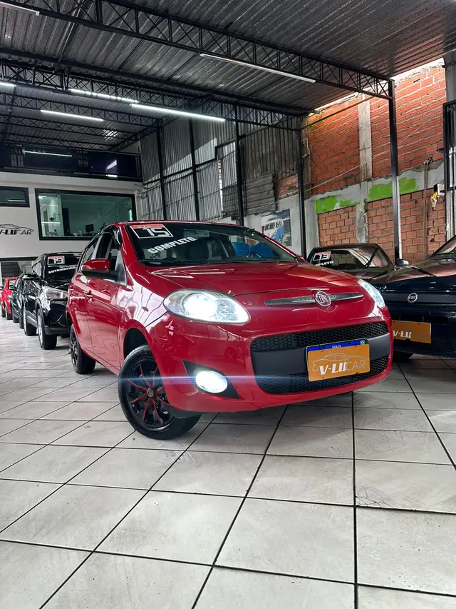 Carro Fiat Palio 2015 Attractive 1.0 Evo (Flex)