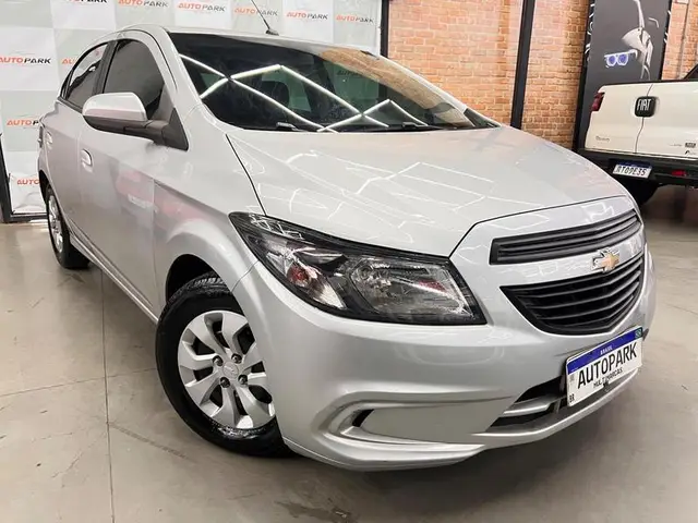Carro Chevrolet Onix 2019 1.0 Joy SPE/4