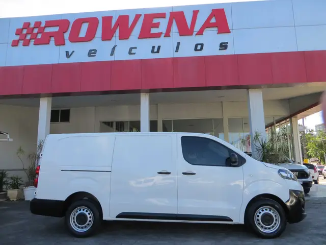 Carro Fiat Scudo 2023 Cargo 1.5 16V Turbo Diesel