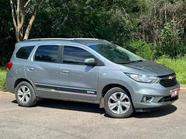 Carro Chevrolet Spin 2024 Premier 1.8 (Aut.)