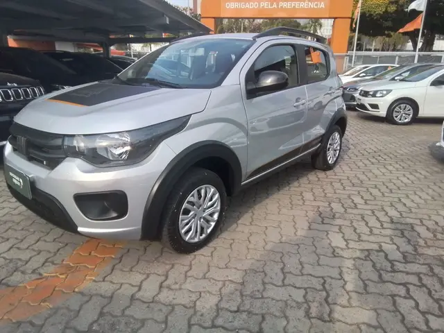 Carro Fiat Mobi 2024 Trekking 1.0