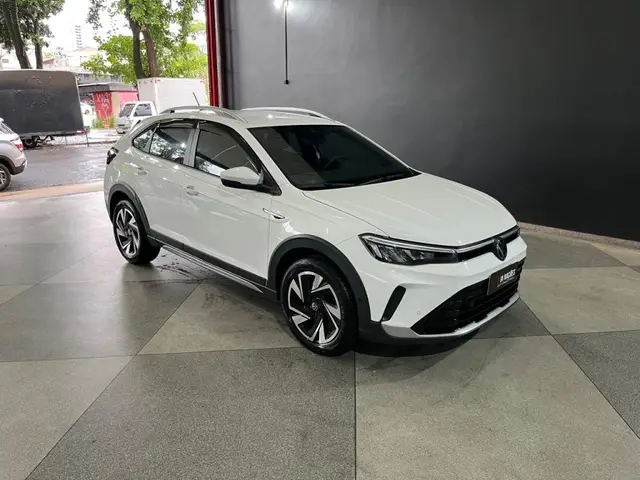 Carro Volkswagen Nivus 2025 Highline 200 TSI