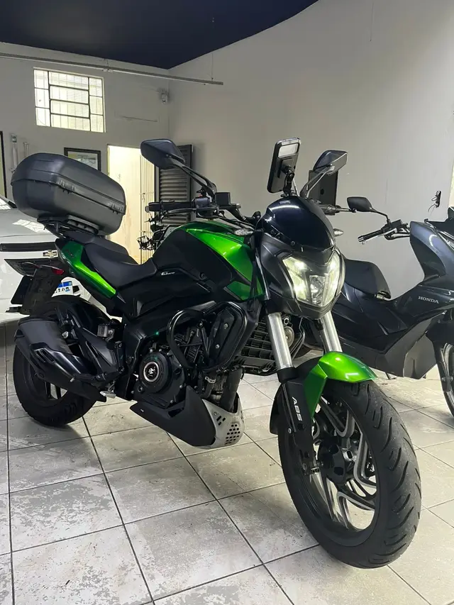 Moto Bajaj Dominar 400 2025 DOMINAR 400