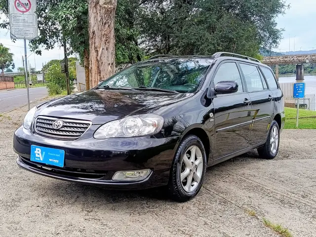 Carro Toyota Fielder 2006 1.8 16V (aut)