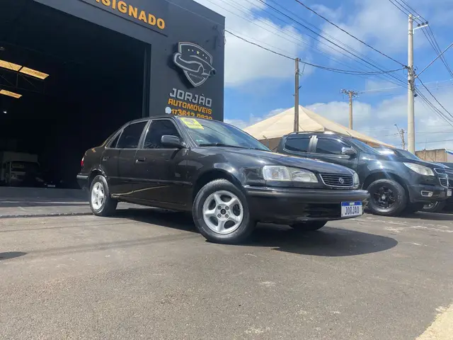 Carro Toyota Corolla 2002 Sedan XEi 1.8 16V (aut)