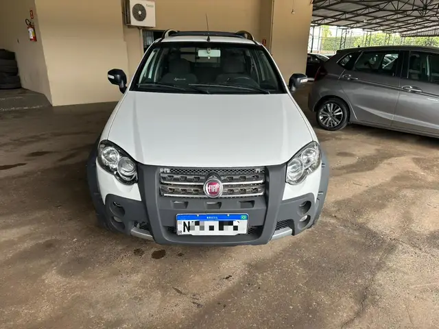 Carro Fiat Strada 2012 Adventure 1.8 16V (Flex) (Cabine Dupla)