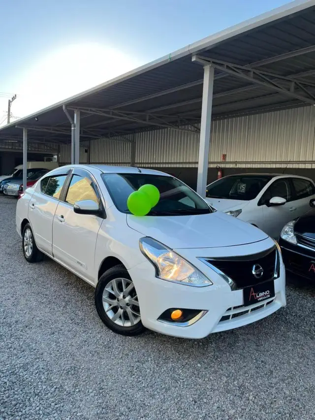 Carro Nissan Versa 2019 1.6 16V SV FlexStart CVT (Flex)