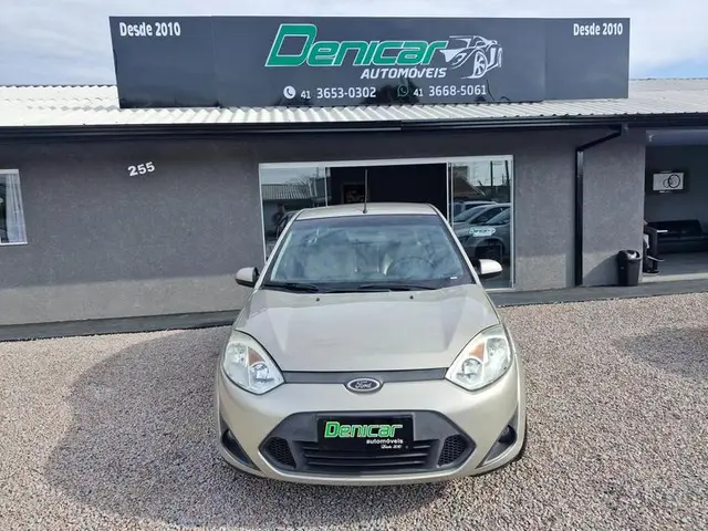 Carro Ford Fiesta Sedan 2014 SE 1.6 Rocam (Flex)