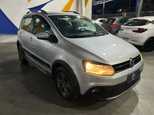 Carro Volkswagen CrossFox 2011 1.6 (Flex)