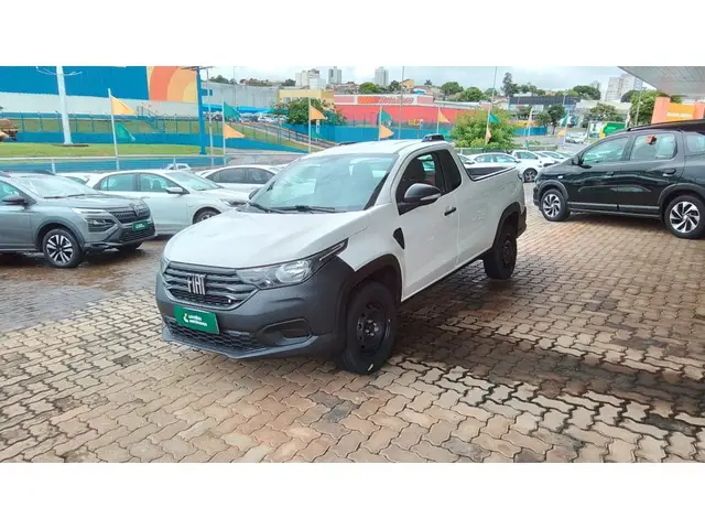 Carro Fiat Strada 2025 Endurance 1.3 Flex 8V CS