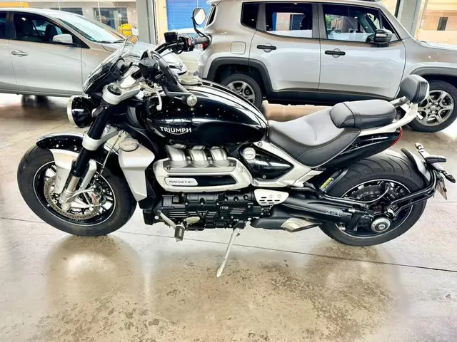 Moto Triumph Rocket 3 2023 GT