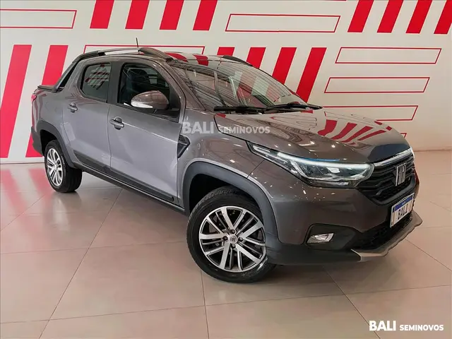 Carro Fiat Strada 2023 Volcano 1.3 CD AT (Flex)