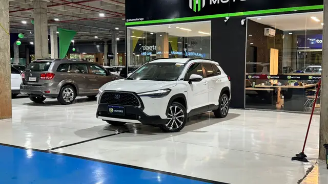 Carro Toyota Corolla Cross 2023 XRV Hybrid 1.8 (flex) (Aut)