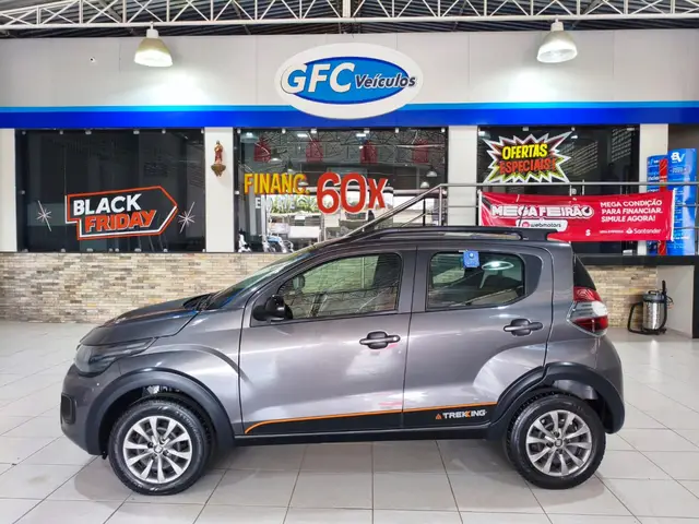 Carro Fiat Mobi 2024 Trekking 1.0