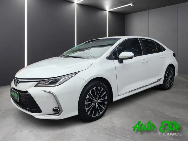 Carro Toyota Corolla 2024 Altis FLEX 2.0