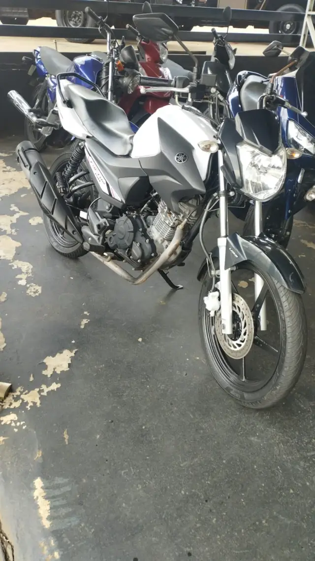 Moto Yamaha YBR 150 Factor 2023 ED