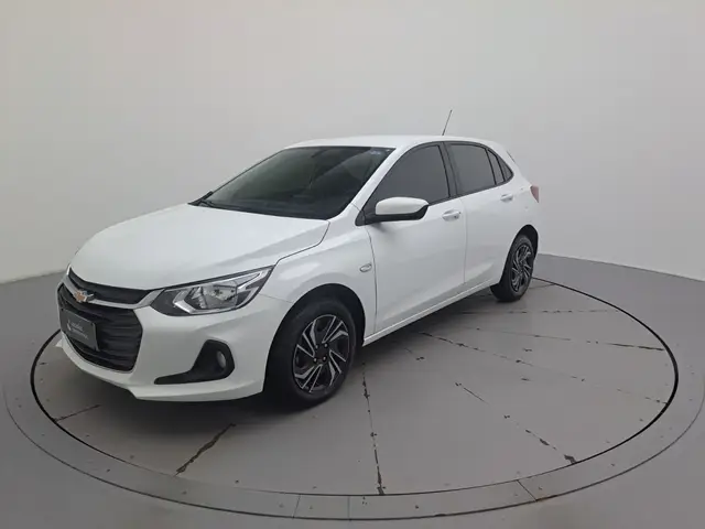 Carro Chevrolet Onix Plus 2025 LT 1.0