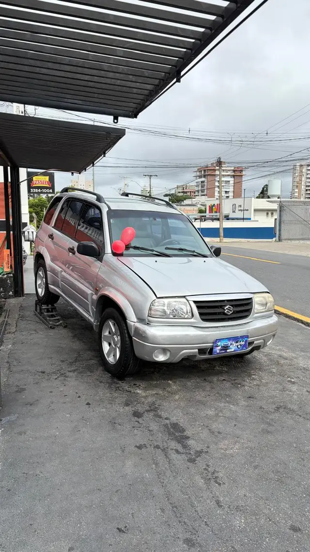 Carro Suzuki Grand Vitara 2001 4x4 1.6 16V