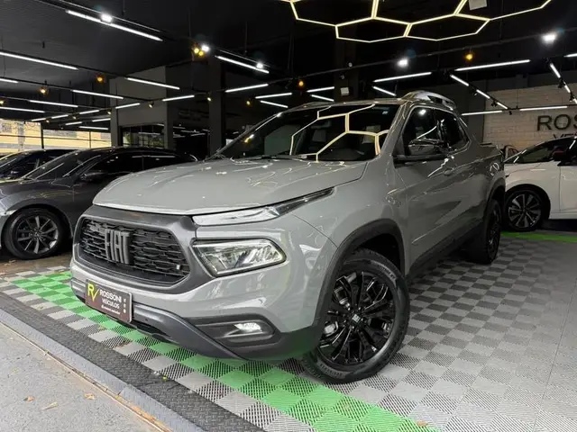 Carro Fiat Toro 2023 Volcano 1.3