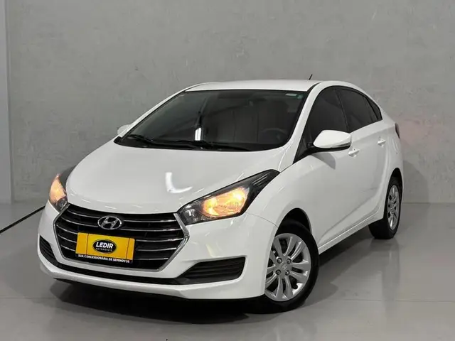 Carro Hyundai HB20S 2016 1.0 Comfort Style (Flex)