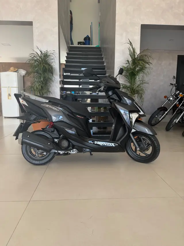 Moto Honda Elite 125 2023 CBS