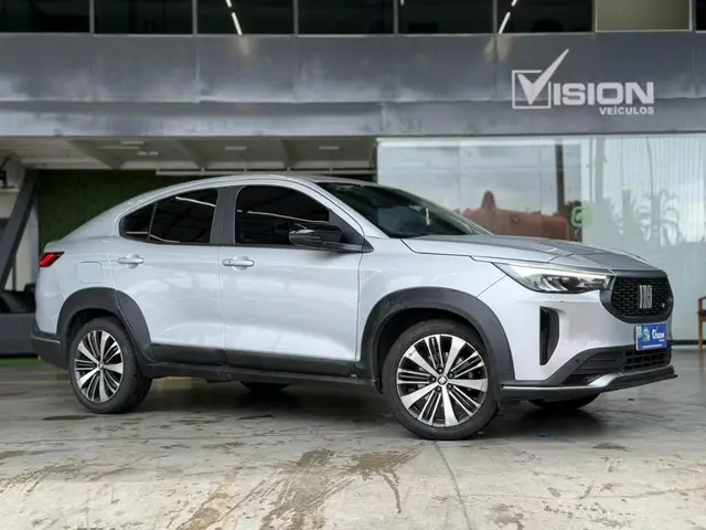 Carro Fiat Fastback 2025 Audace