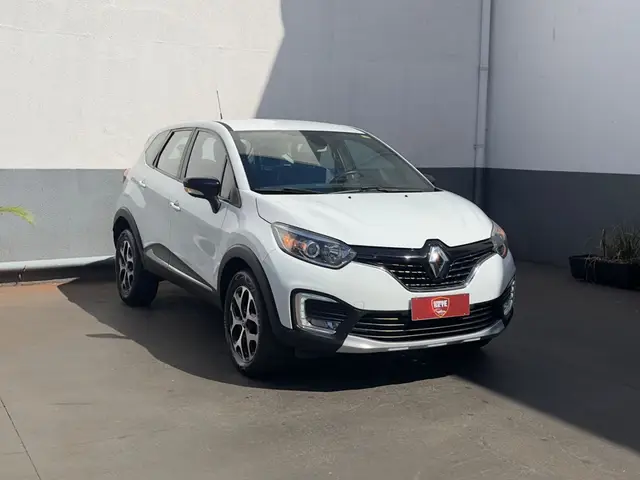 Carro Renault Captur 2018 Intense 1.6 16v SCe CVT (Flex)