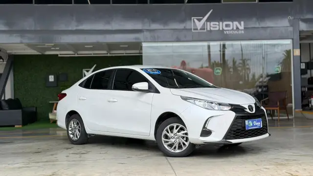 Carro Toyota Yaris Sedan 2024 XS 1.5 (Flex) (Aut)