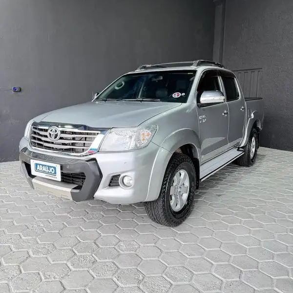 Carro Toyota Hilux Cabine Dupla 2015 Hilux 2.7 SRV CD 4x2 (Flex) (Aut)