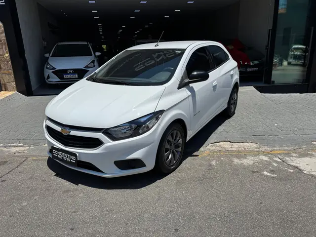 Carro Chevrolet Onix 2019 1.4 Advantage SPE/4 (Aut)