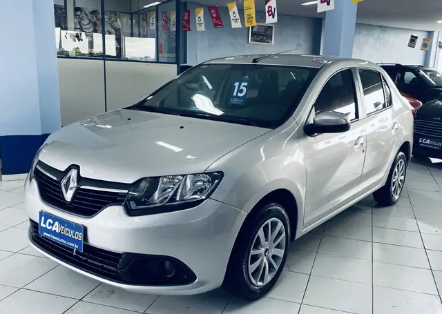 Carro Renault Logan 2015 Authentique 1.0 16V (flex)