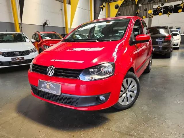 Carro Volkswagen Fox 2011 1.0 8V (Flex) 4p