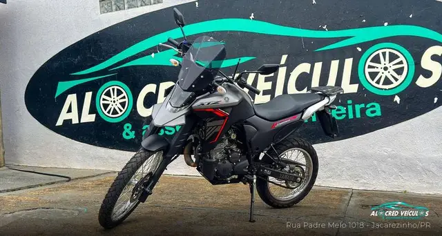 Moto Yamaha XTZ 250 Lander 2025 Connected