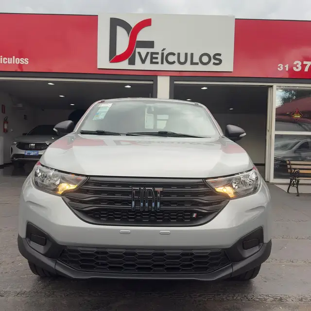 Carro Fiat Strada 2026 Freedom CD 1.3